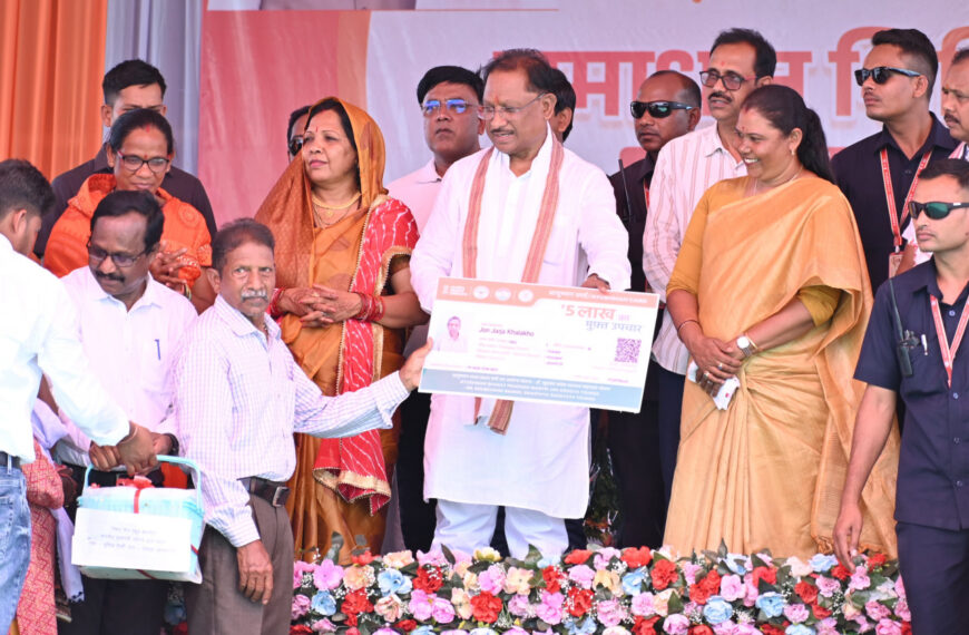 मैं आपके गांव-घर का बेटा, प्रदेश को विकास की राह में ले जाना मेरा संकल्प : विष्णु देव साय
