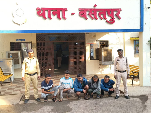 बसंतपुर पुलिस ने नववर्ष पर अपराध रोकने विशेष कार्रवाई में 5 असामाजिक तत्वों को किया गिरफ्तार