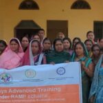 ग्राम सुकुलदैहान के हथकरघा बुनकरों को दिया गया दो दिवसीय एडवांस प्रशिक्षण