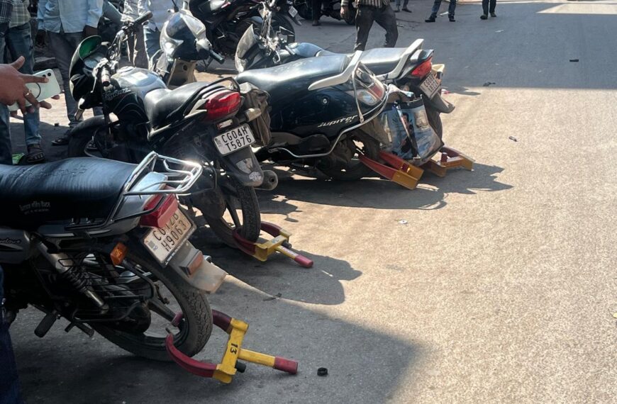 राजनांदगांव में नो पार्किंग में खड़े वाहनों पर यातायात पुलिस&hellip;