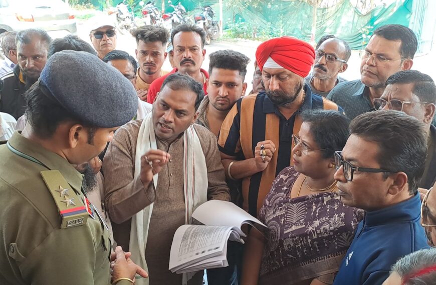 लोकतंत्र में वोट चोरी का भंडाफोड़ : भाजपा के चेहरे&hellip;