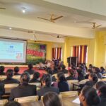 संस्कार सिटी कॉलेज में नाड़ी विशेषज्ञ द्वारा स्वास्थ्य जागरूकता व्याख्यान