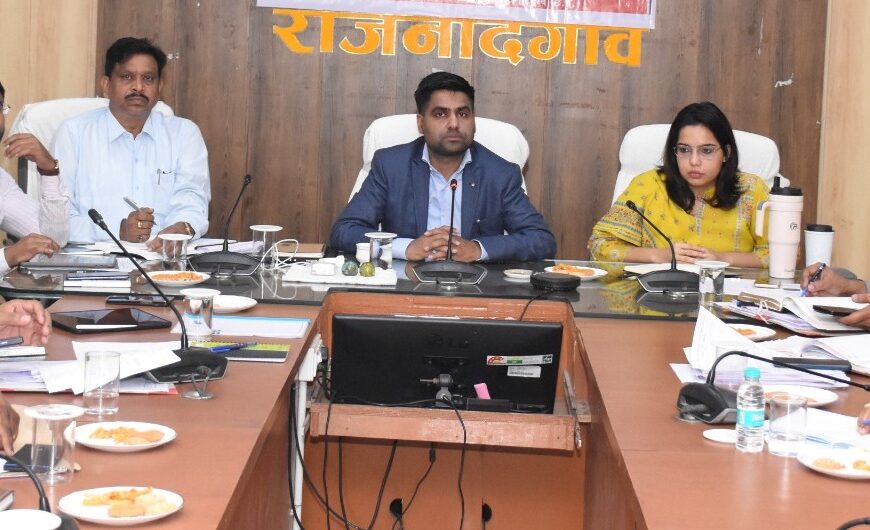 कलेक्टर ने जिले में स्वास्थ्य सुविधाओं को मजबूत करने के&hellip;