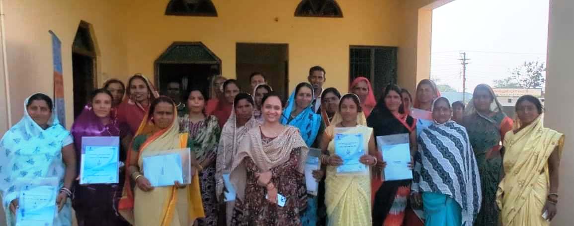 सुकुलदैहान बुनकर केन्द्र में 3 दिन की ट्रेनिंग, सभी बुनकरों का हुआ मुफ्त उद्यम पंजीयन