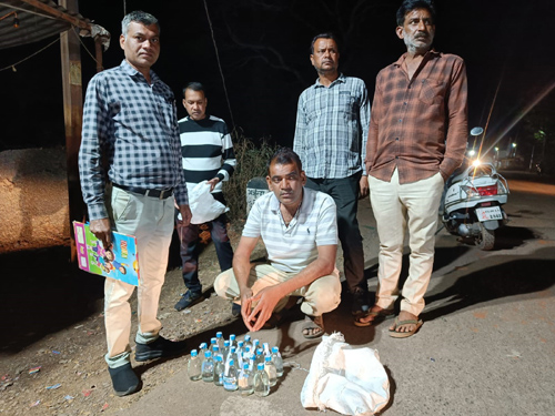 सोमनी पुलिस की कार्रवाई : अवैध शराब बिक्री पर आरोपी&hellip;