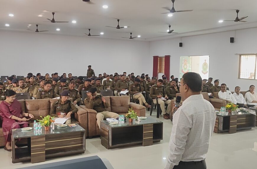 एनडीपीएस प्रकरणों पर एक दिवसीय कार्यशाला सम्पन्न, 90 अधिकारियों ने&hellip;