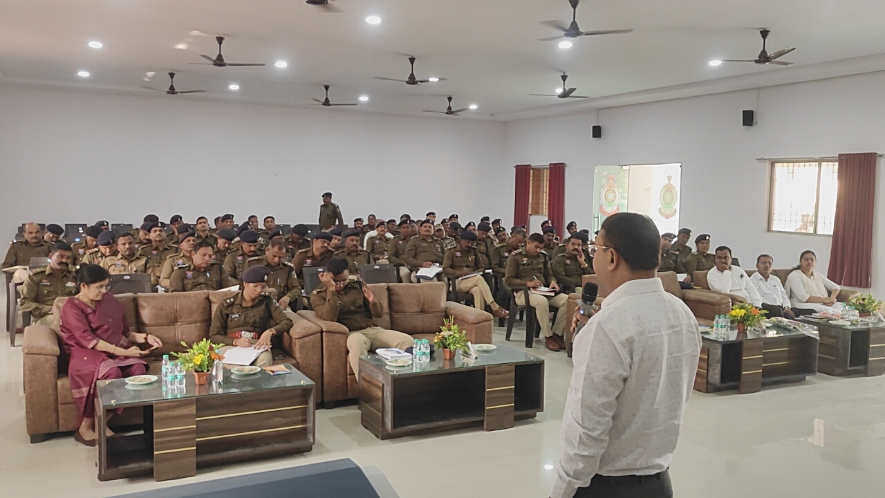 एनडीपीएस प्रकरणों पर एक दिवसीय कार्यशाला सम्पन्न, 90 अधिकारियों ने लिया हिस्सा