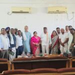 विपिन यादव का निर्देश : हर बूथ तक पहुंचे पदाधिकारी, जिला कांग्रेस की बैठक संपन्न