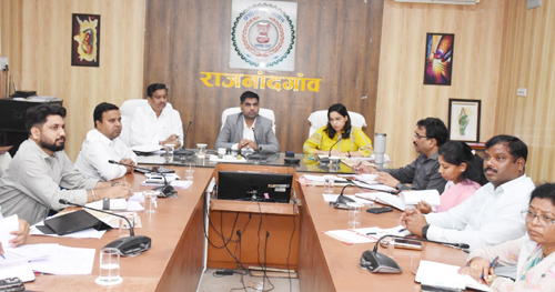 बजट में शामिल विकास कार्य को प्राथमिकता देते हुए शीघ्र&hellip;