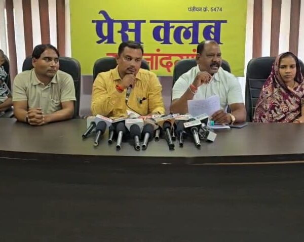 ग्राम पंचायत सोमनी में अविश्वास प्रस्ताव को लेकर भाजपा समर्थित पंचों ने जताया विरोध