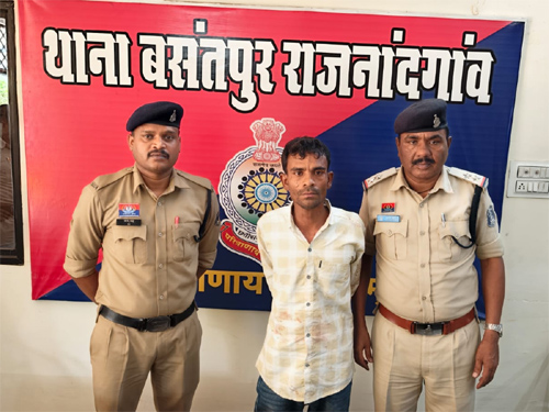 बसंतपुर पुलिस की कार्रवाई : धारदार चाकू के साथ आरोपी&hellip;
