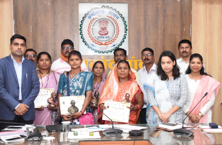 कलेक्टर ने टीबी मुक्त पंचायतों के सरपंचों को किया सम्मानित