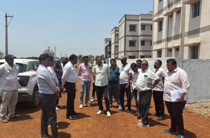 महापौर मधुसूदन यादव ने यातायात नगर और मेडिकल कालेज रोड&hellip;