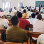 कलेक्टर ने सरपंचों के साथ की बैठक, विकास कार्यों में तेजी लाने दिए निर्देश