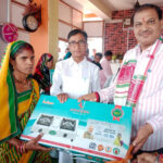 महापौर ने 22 परिवारों को वितरित किए उज्ज्वला योजना के गैस कनेक्शन
