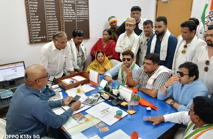 बिजली कटौती और अव्यवस्था के खिलाफ कांग्रेस का हल्लाबोल, डेढ़&hellip;