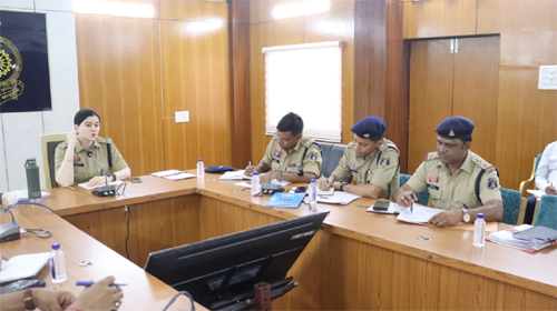 कानून व्यवस्था पर एसपी अंकिता शर्मा की मैराथन बैठक, चुनाव-त्योहारों&hellip;