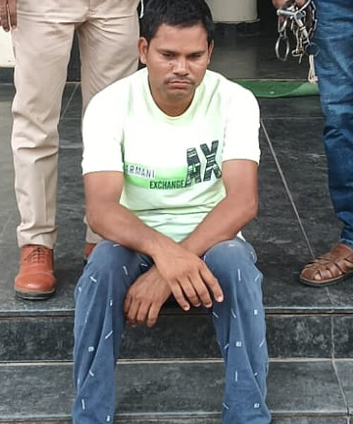30 लाख के धान गबन मामले में खरीददार राजू वर्मा गिरफ्तार, मकान से 160 कट्टा अवैध धान जब्त