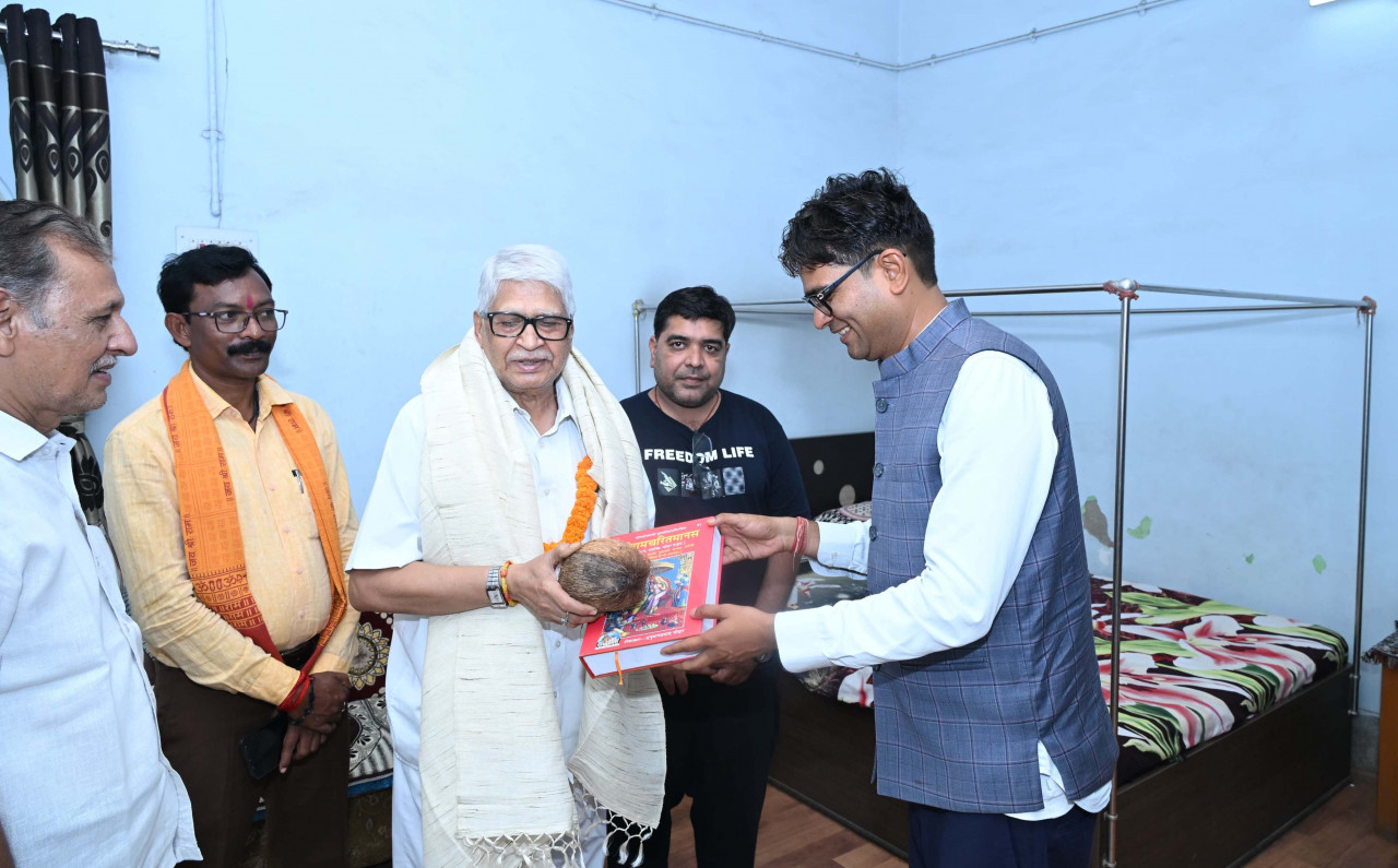 सेवा, सुशासन और जनकल्याण के 12 वर्ष : वित्त मंत्री ओ.पी. चौधरी ने प्रबुद्धजनों से किया संवाद