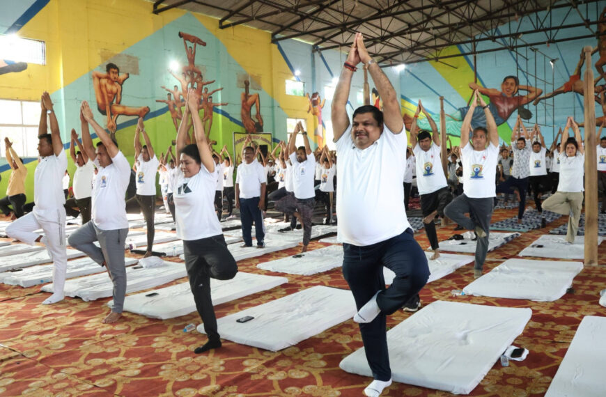 तन-मन को स्वस्थ एवं निरोगी रखने योग को जीवन का&hellip;