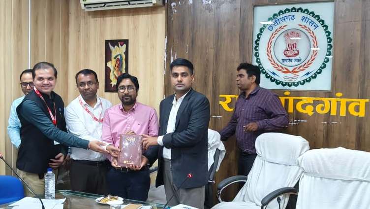 कलेक्टर ने बैंकिंग योजनाओं की समीक्षा की, पात्र हितग्राहियों को समय पर ऋण देने के निर्देश