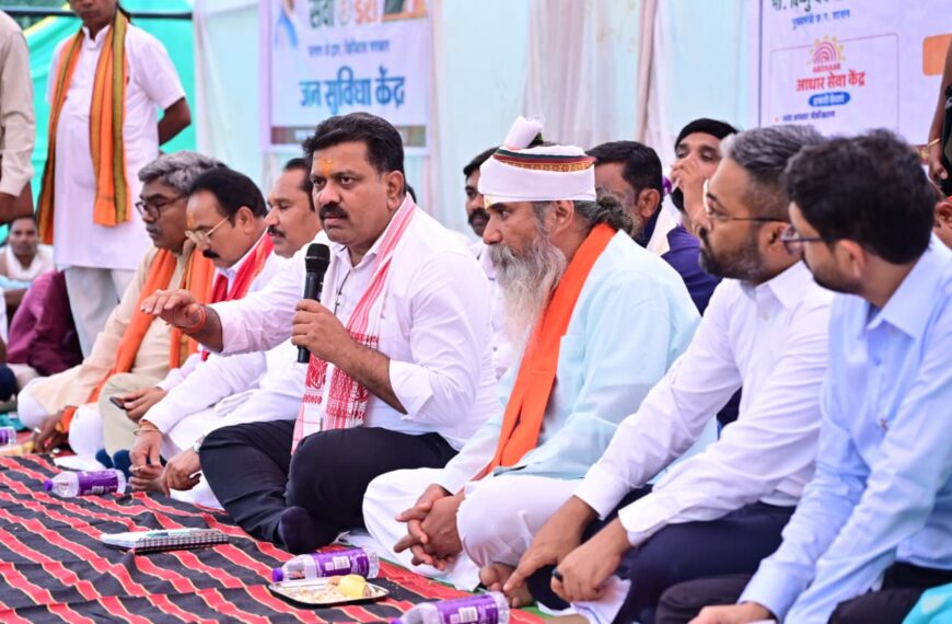उप मुख्यमंत्री विजय शर्मा ने बोड़ागांव में ग्रामीणों के बीच&hellip;