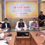 किसानों को धान की जगह कम पानी वाली वैकल्पिक फसलों के लिए करें प्रोत्साहित : गजेन्द्र यादव