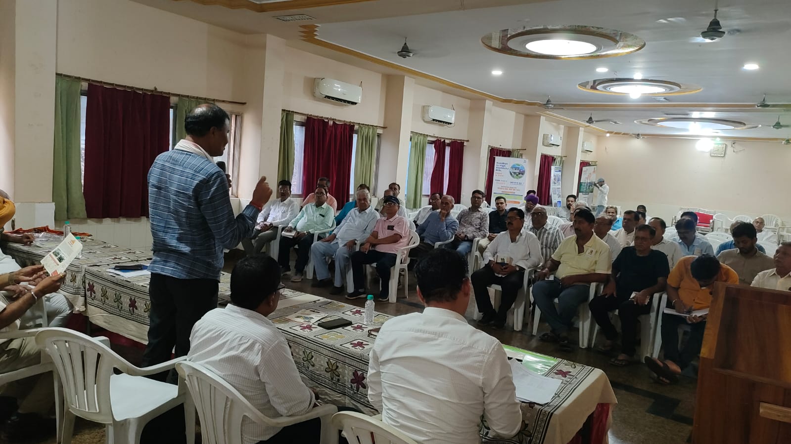 सूर्यघर योजना के लिए वार्ड 23 में बैठक, 300 घरों में सोलर पैनल लगाने का लक्ष्य