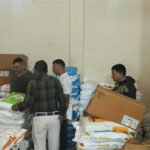 अवैध खाद-कीटनाशक गोदाम पर कृषि विभाग का छापा, गंडई में गोदाम सील, भारी मात्रा में जैव उत्प्रेरक जब्त