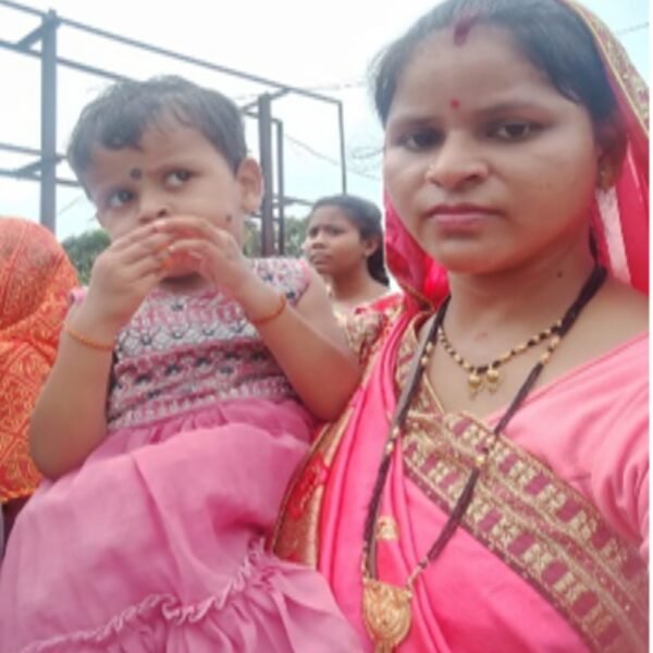 योजनाओं से मिला संबल, आरती टाण्डेकर ने संजोई बेटी के स्वस्थ भविष्य की उम्मीद : मातृ वंदना व मिनीमाता महतारी जतन योजना से मिला 25 हजार रुपये का लाभ