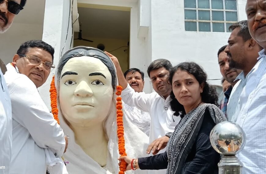 मिनीमाता जी की पुण्यतिथि पर कांग्रेसजनों ने अर्पित की श्रद्धांजलि