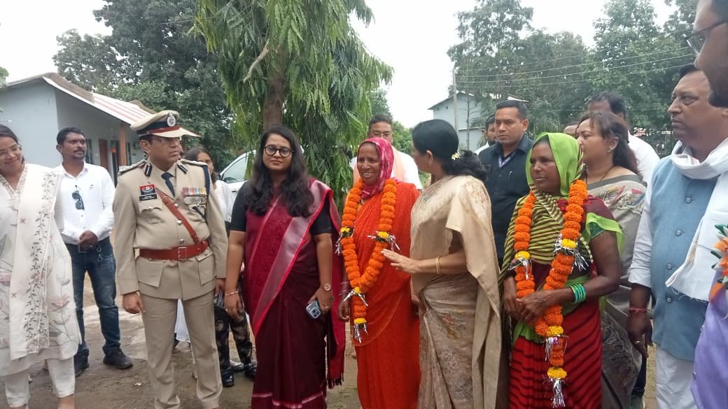 मोहला में नए वृद्धाश्रम का शुभारंभ : राज्यसभा सांसद लक्ष्मी वर्मा ने वरिष्ठ नागरिकों का किया सम्मान