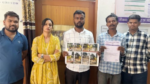 स्कूल परिसर में जलभराव से बच्चों की सुरक्षा पर चिंता, शिक्षा मंत्री के नाम सौंपा ज्ञापन