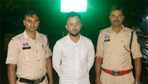 अशिक्षा का फायदा उठाकर 60 साल की वृद्धा से धोखाधड़ी,&hellip;