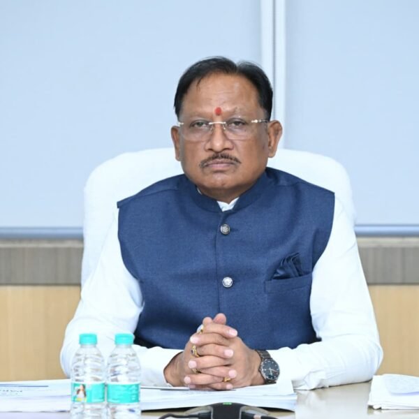 शासन की जनकल्याणकारी योजनाओं का करें समयबद्ध क्रियान्वयन, प्रत्येक पात्र व्यक्ति को मिले शासन की योजनाओं का लाभ : विष्णुदेव साय