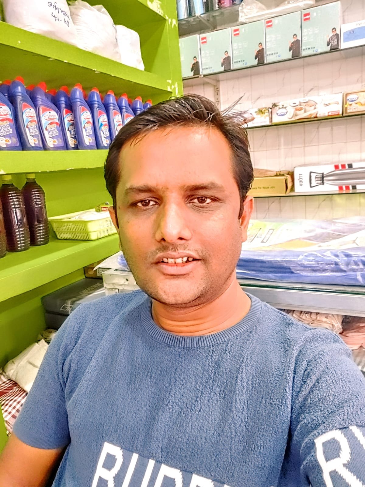 बच्चों की हर जिद पूरी करना प्रेम नहीं, संस्कार देना जरूरी : विवेक मोनू भंडारी