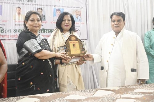 शाहीन खान को राज्यस्तरीय ‘डॉ. एपीजे अब्दुल कलाम शिक्षा रत्न अवॉर्ड’