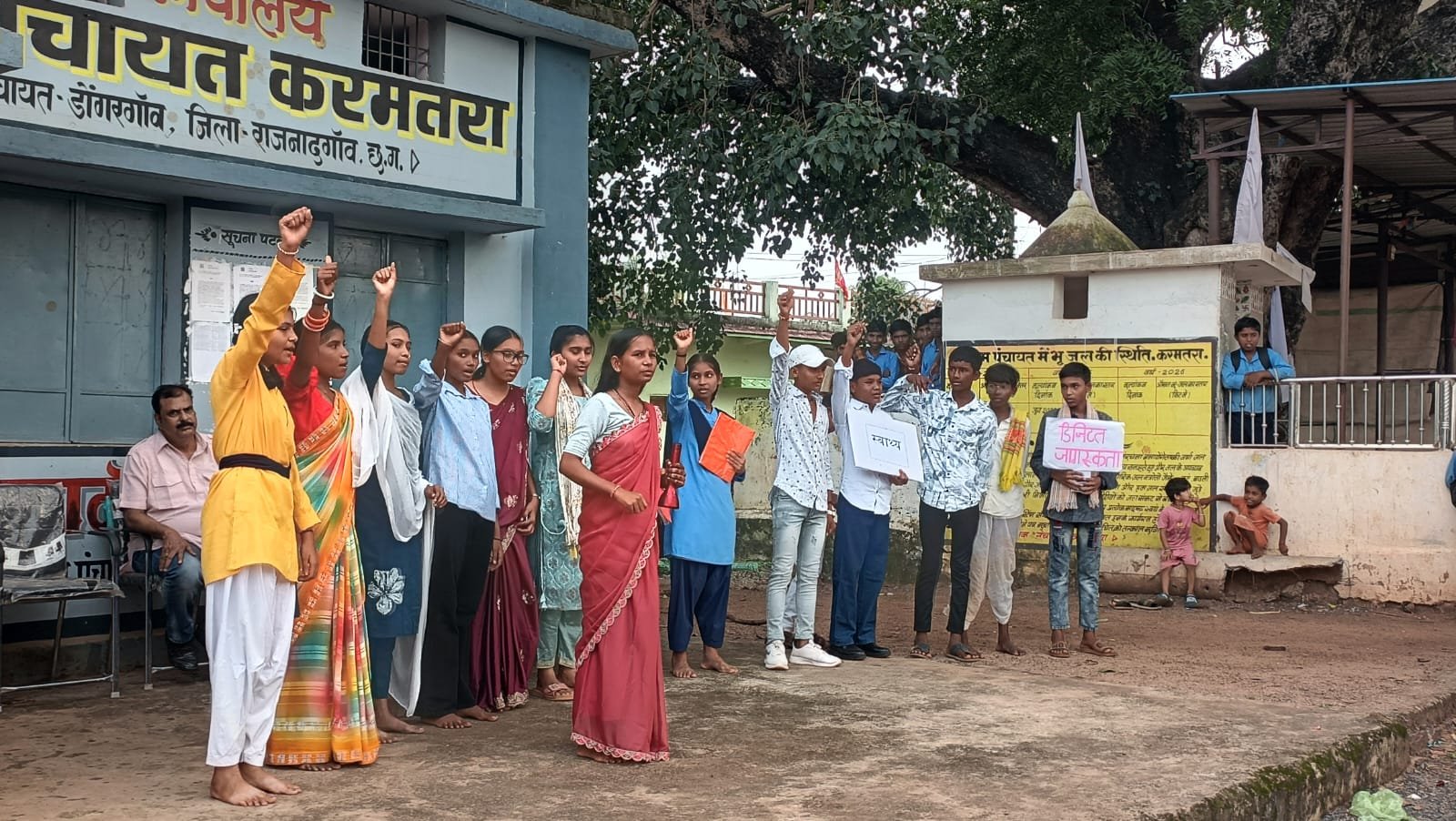सेवा संकल्प अभियान में गूंजा ‘नमो सेवा – अनकही कहानियां’, नुक्कड़ नाटक के जरिए दिया सेवा और समर्पण का संदेश