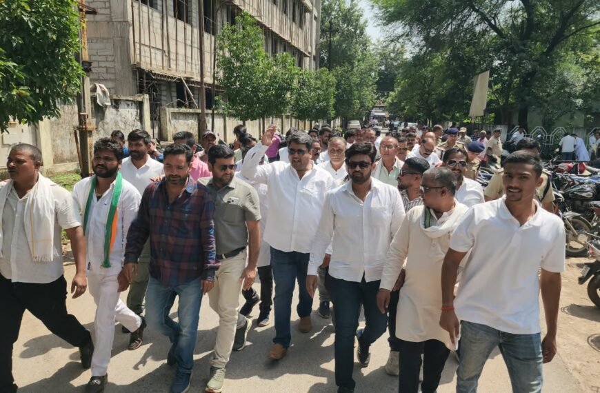 कांग्रेस ने शिक्षा विभाग को फटकारा, कार्रवाई के लिए दिया&hellip;