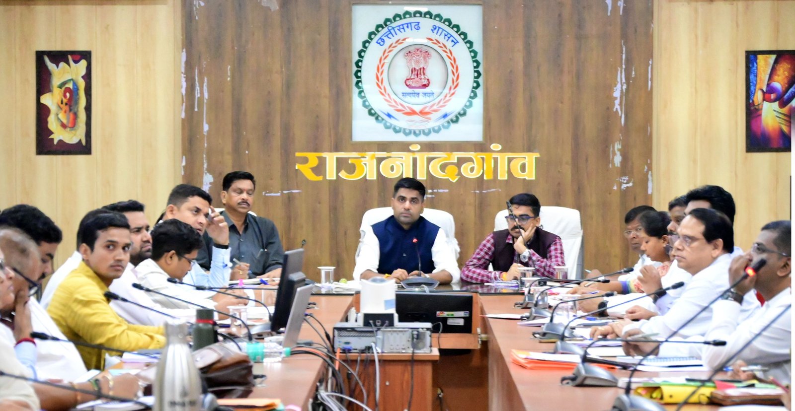 ई-ऑफिस में फाइलें अटकाने पर कलेक्टर सख्त, लंबित फाइलों के समय-सीमा में निराकरण के दिए निर्देश
