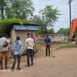 जिला चिकित्सालय के पास चला अतिक्रमण रोधी अभियान : सड़क पर खड़े 7 अवैध ठेले जब्त, निगम ने दी बिना सूचना कार्रवाई की चेतावनी