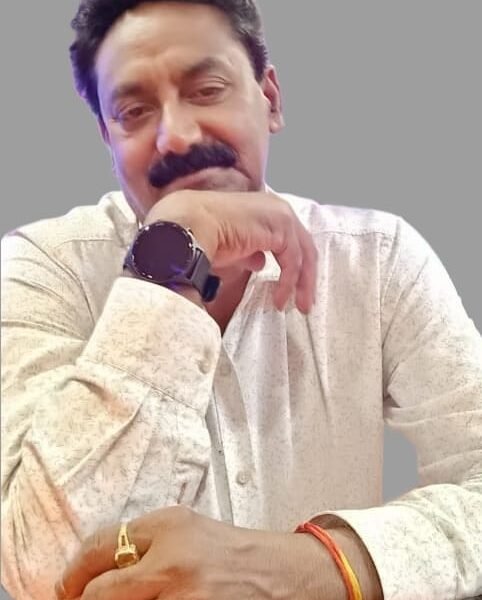 ताली-थाली और दीये जलवाने के दिन लद गए, जनता अब सवाल पूछ रही : अशोक फड़नवीस