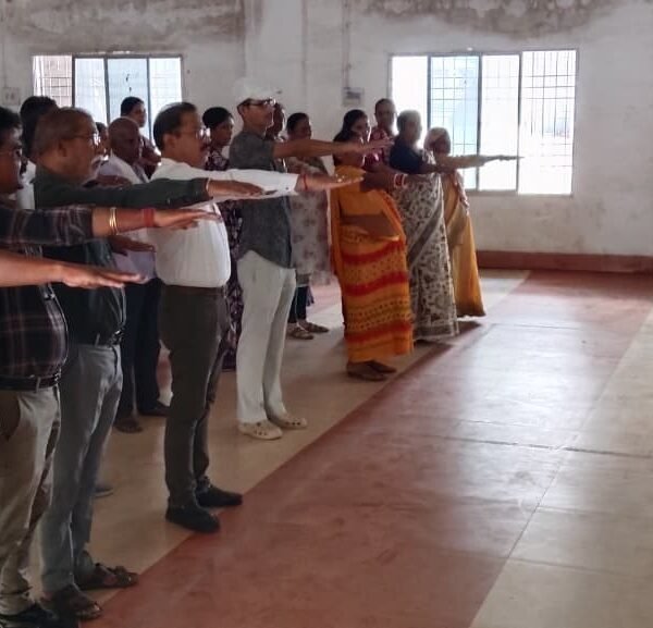 सतर्कता जागरूकता सप्ताह की शुरुआत, निगम आयुक्त ने दिलाई सत्यनिष्ठा की शपथ