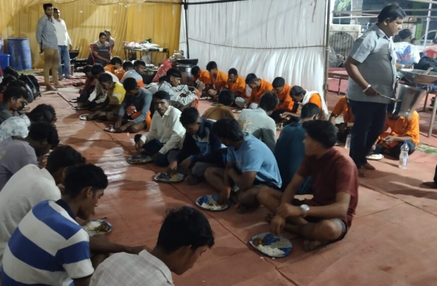 नगर निगम के सेवा पंडाल में पदयात्रियों की उमड़ी भीड़,&hellip;