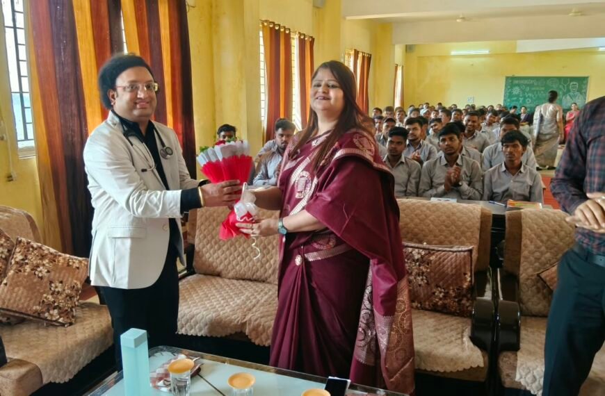 संस्कार सिटी कॉलेज में न्यूरोलॉजिस्ट डॉ. अर्पित अग्रवाल ने विद्यार्थियों&hellip;