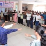 कलेक्टोरेट में अधिकारी-कर्मचारियों ने ली सत्यनिष्ठा की शपथ